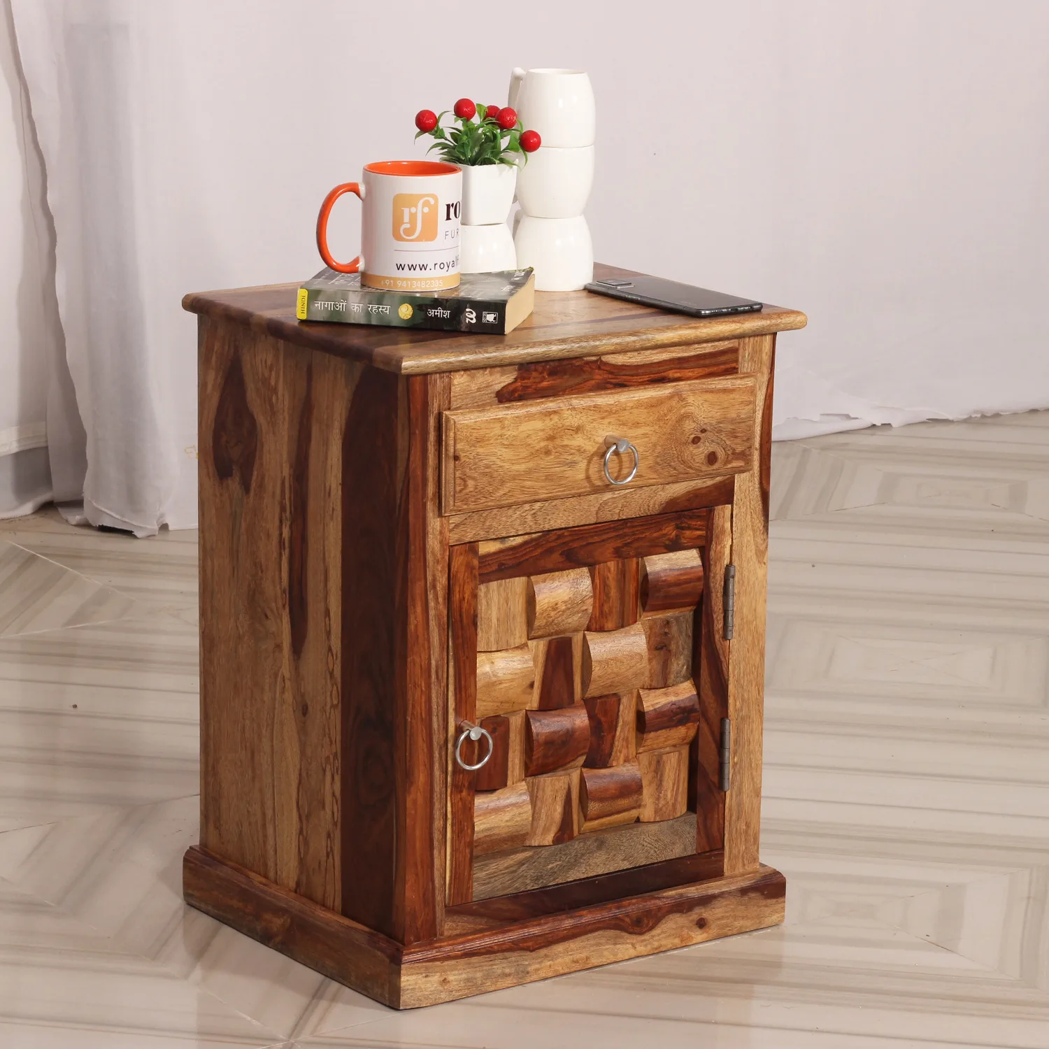 Niwar Classic Bedside Table — Niwar Marriage Set