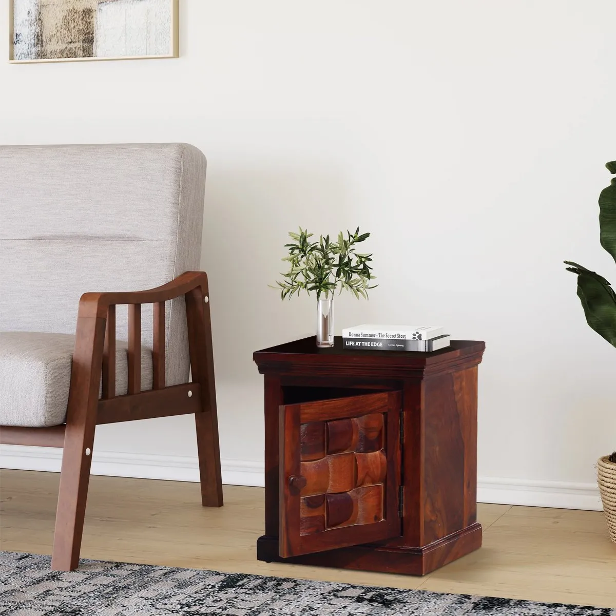 Royal Finish Mini Nivora Bedside Table In Furniture Sheesham Wood