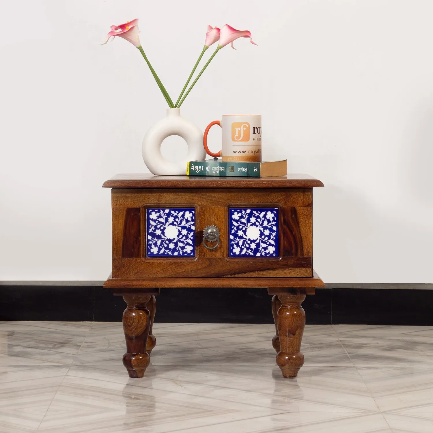 Royal Finish Sheesham Wood Bedside Table, 43 cm (L) x 43 cm (W) x 38 cm (H) sheesham wood bed image 9
