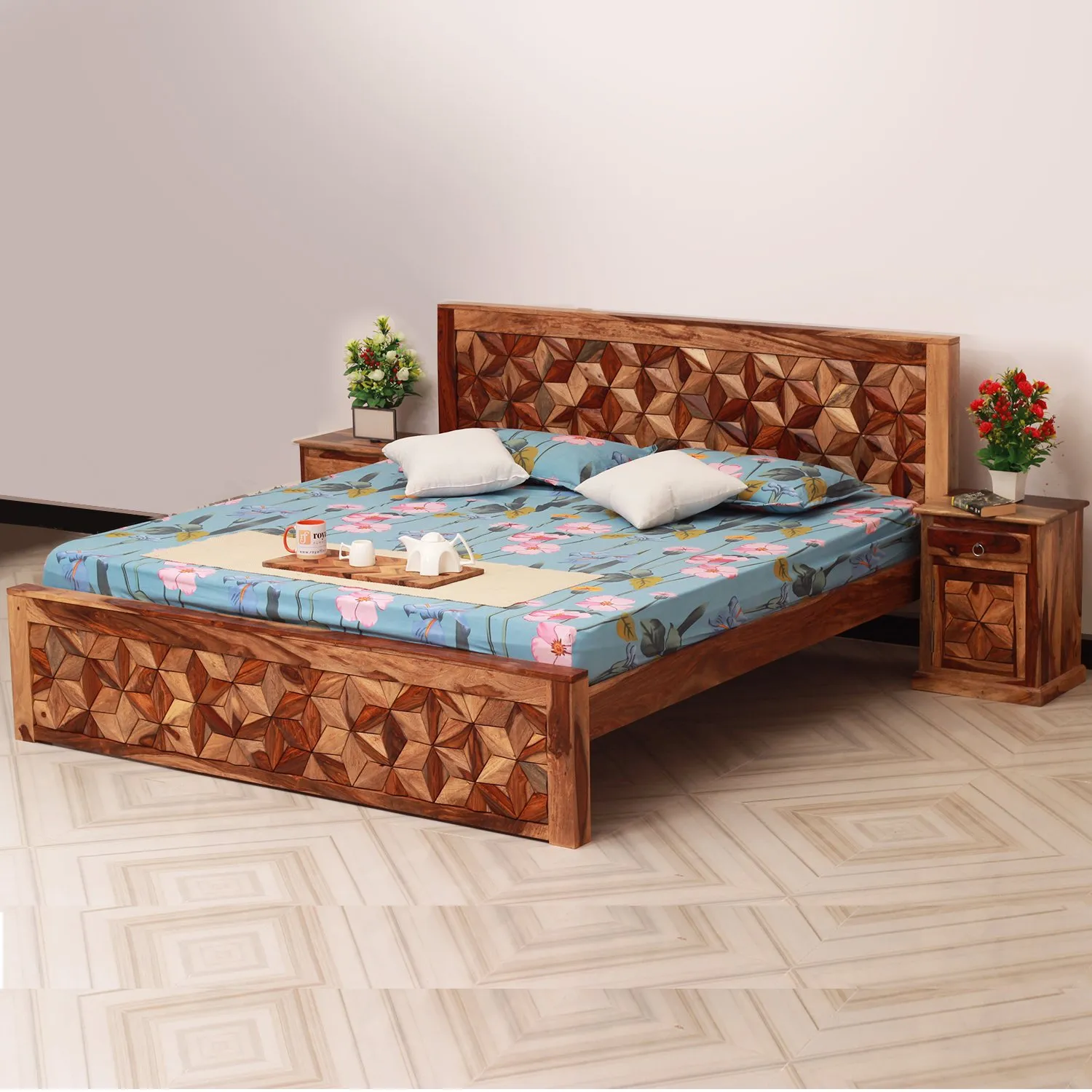 Royal Finish Floresque King Size Bed In Natural Colour With Matte Finish